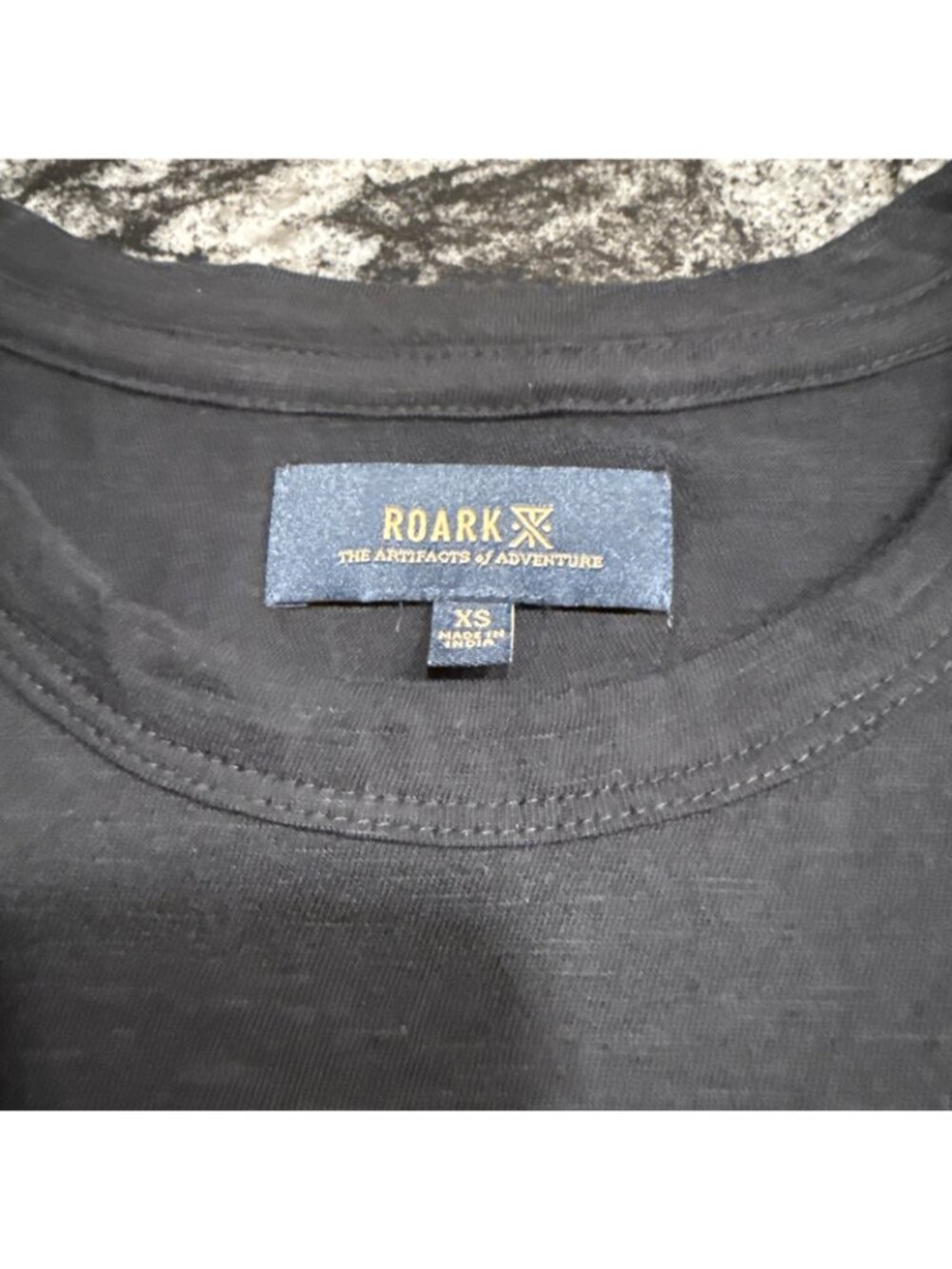 Roark Kilim Jacquard SS Knit Tee Black NWT Mens Size XS RK294 $49 - Picture 6 of 9